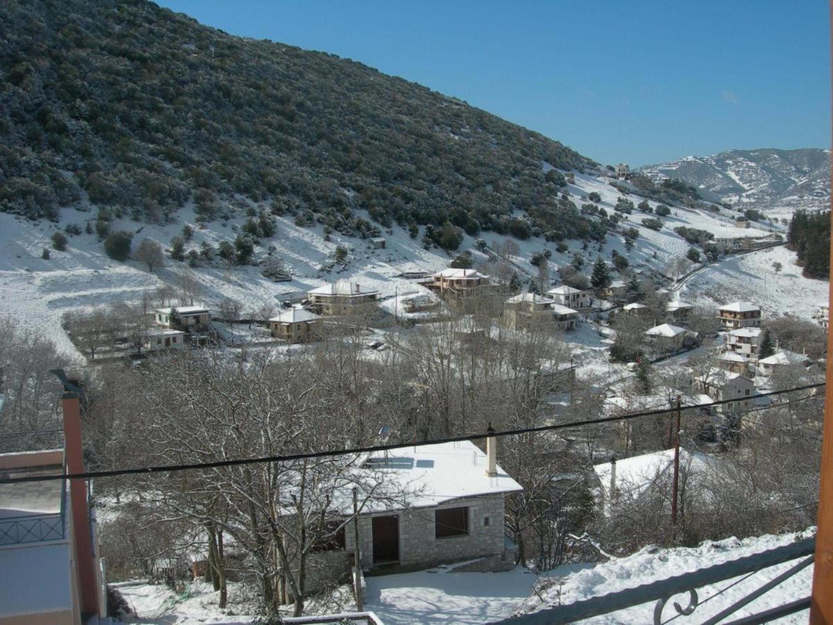 Lithos Villas Kalavryta Extérieur photo